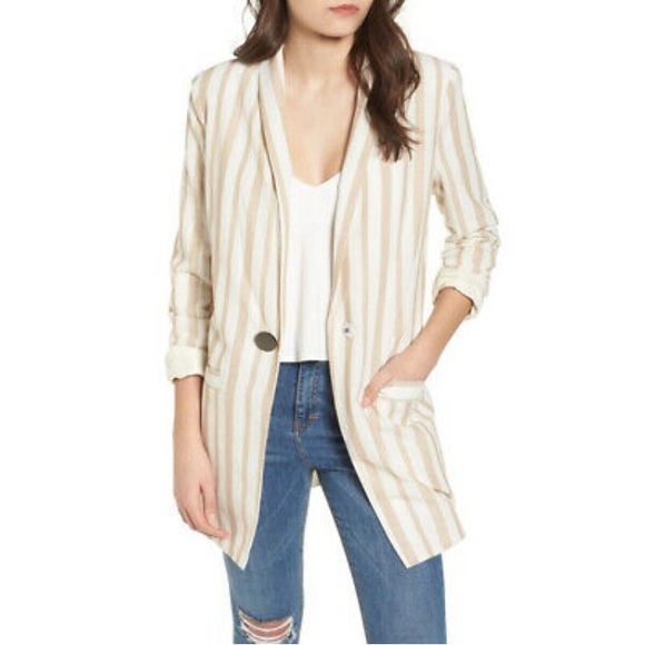 J.O.A. Jackets & Blazers - ✨Chriselle x J.O.A. Boyfriend Blazer ✨